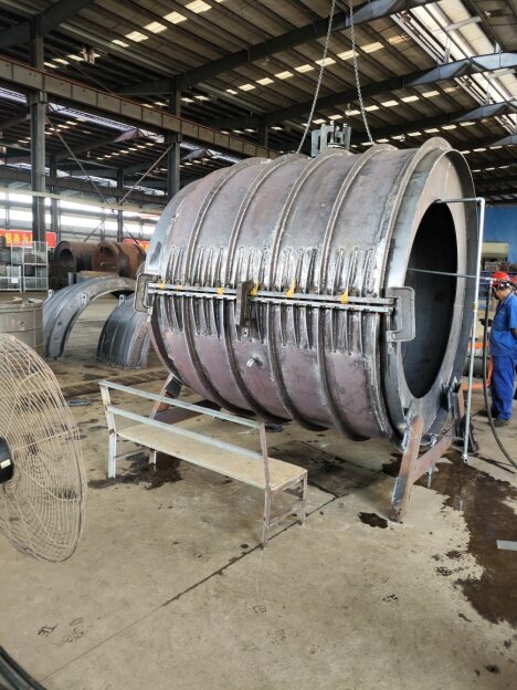 Weldment and fabrication shop at Anhui Tongfa